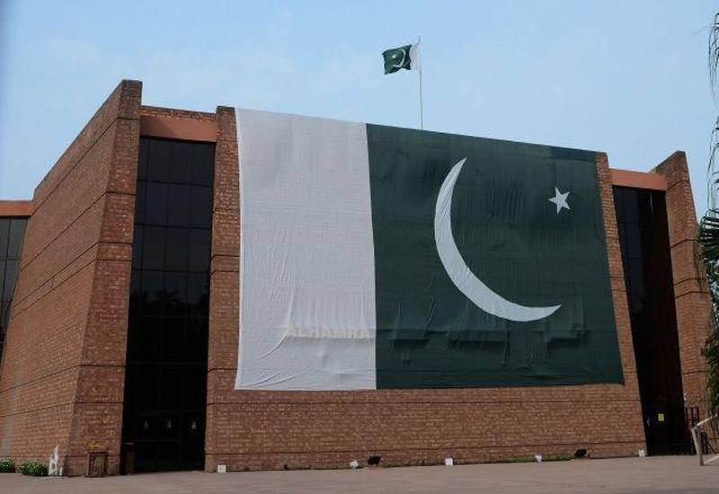 В общенациональных выборах в Пакистане лидирует партия экс-премьер-министра Имрана Хана