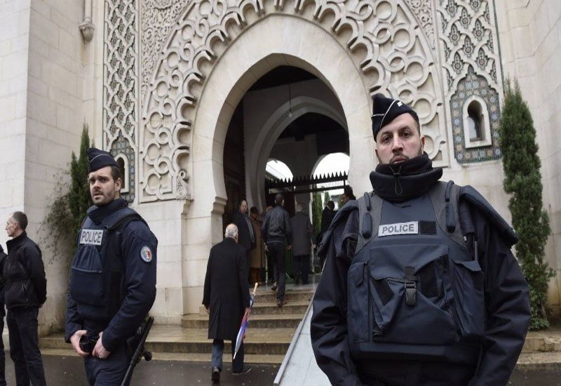 Новые ограничения Франции для религиозных людей