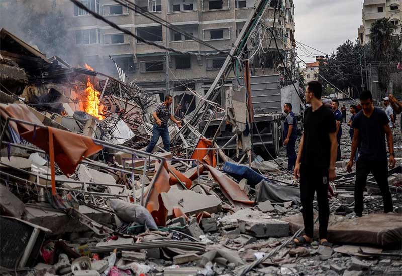 Al Jazeera: не менее 18 палестинцев погибли при ударах Израиля по Дейр-эль-Балаху