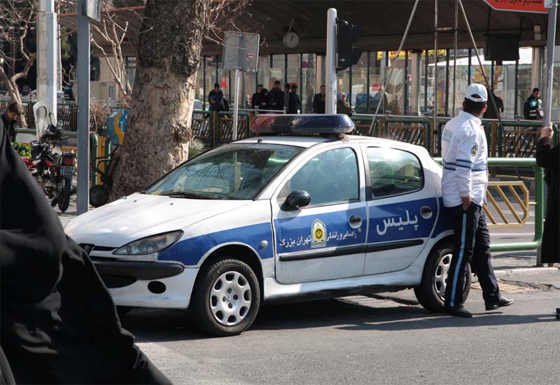 В Иране трое силовиков убиты при нападении террористов на полицейские участки