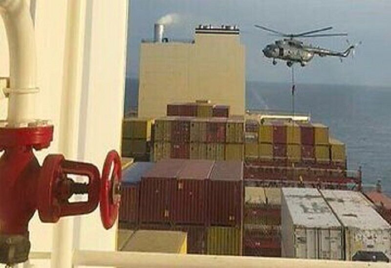 Иран захватил в Ормузском проливе контейнеровоз, связанное с Израилем