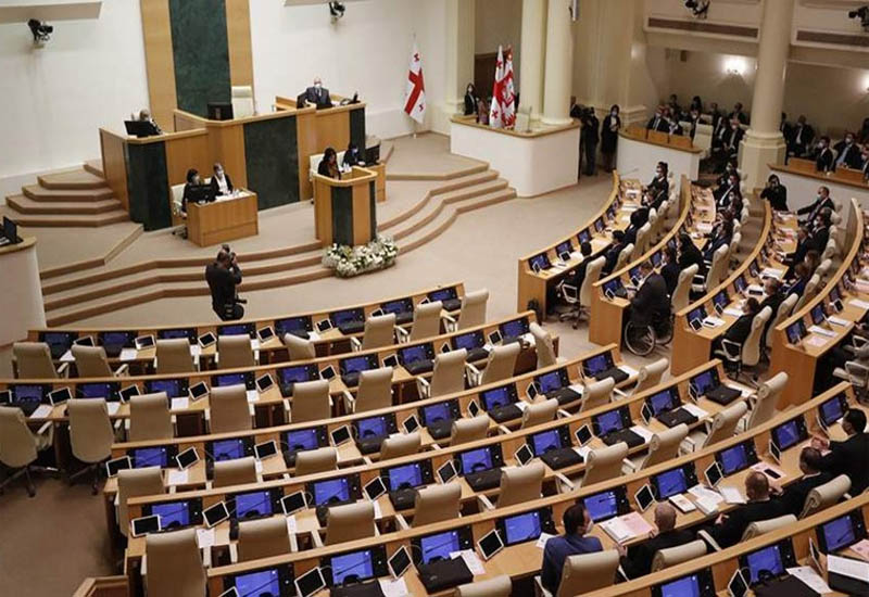 В парламенте Грузии намерены преодолеть вето президента по закону об иноагентах
