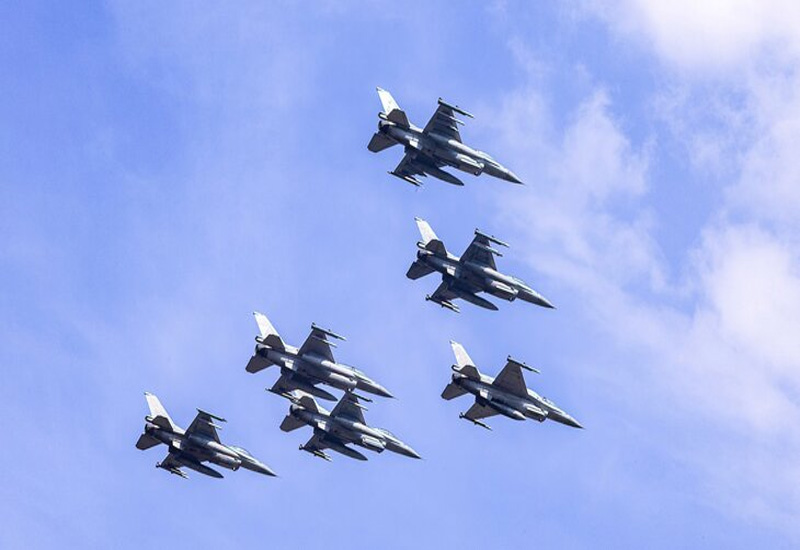 Нидерланды не ограничивают применение Киевом F-16 в пространстве над РФ