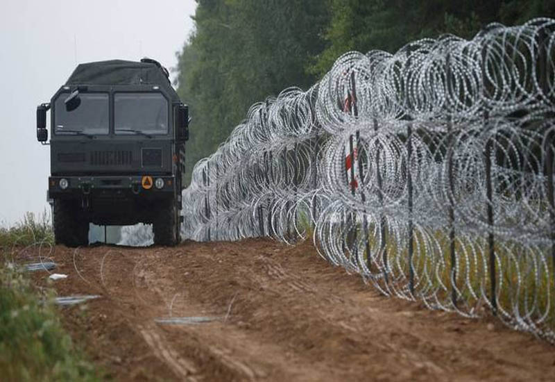 Польша сохранит зону отчуждения у границ с Беларусью