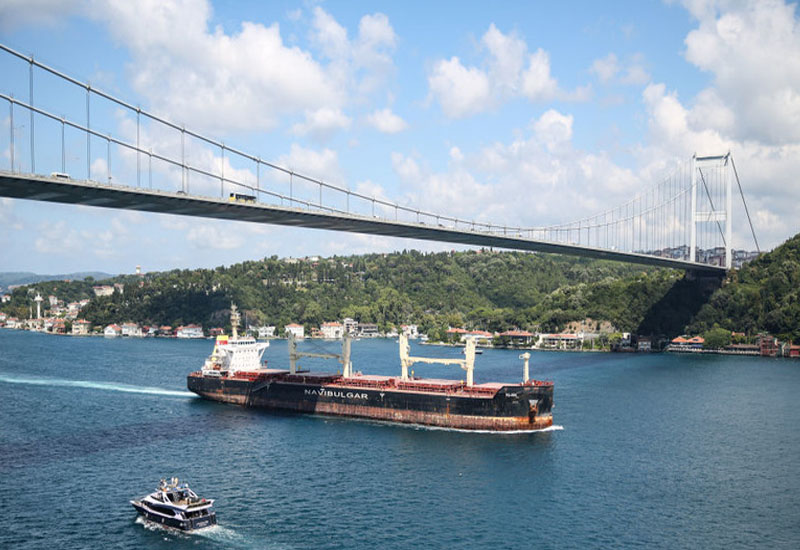 Турция в пять раз увеличит цену за проход через Босфор и Дарданеллы
