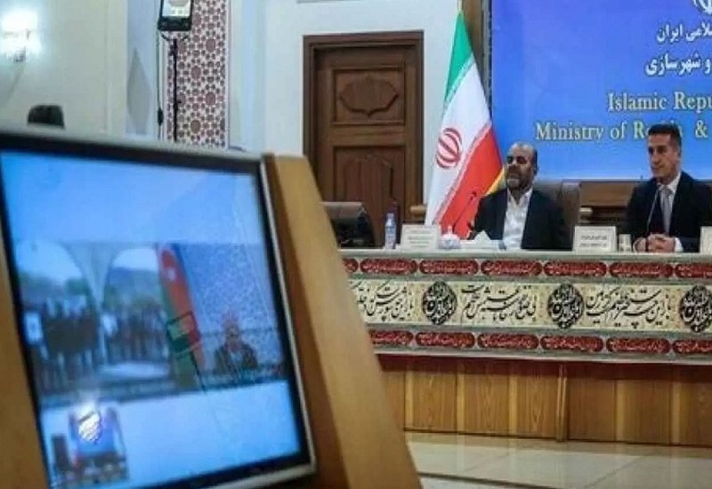 Иран и Азербайджан создают мост на общей границе