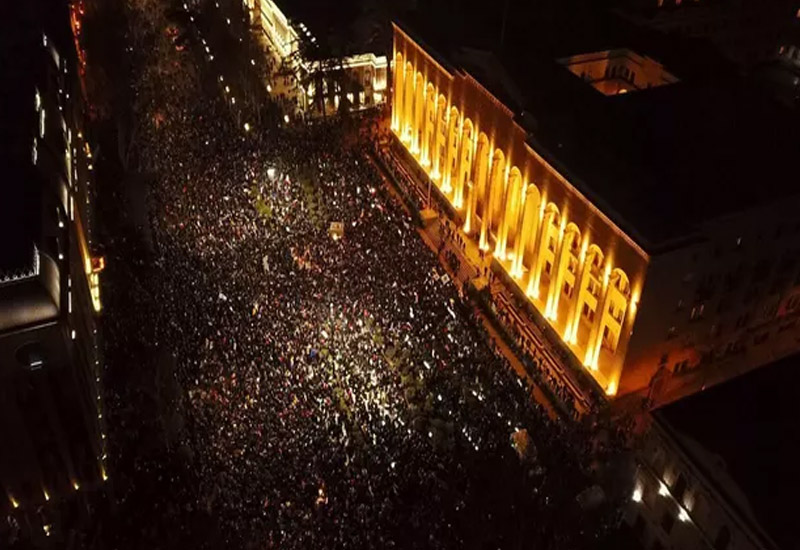 Митингующие в Тбилиси потребовали отставки правительства