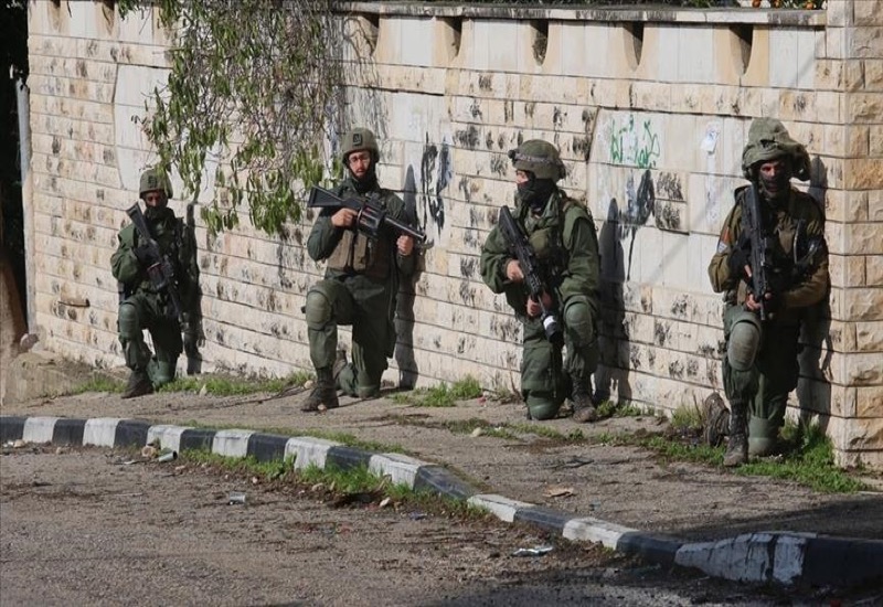 Военные израильской оккупации ранили 3 палестинцев в пригороде Дженина