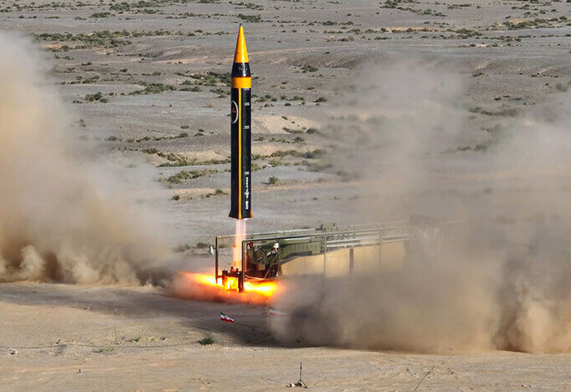 В Иране представили новейшую баллистическую ракету