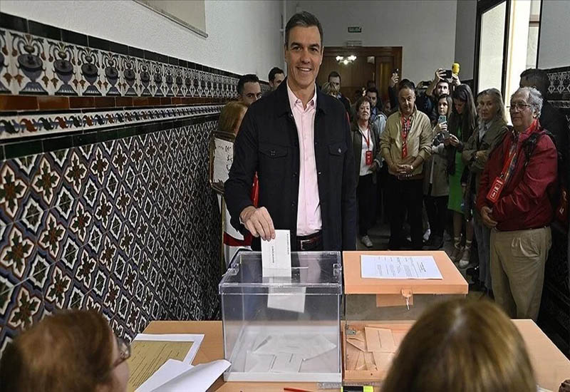 Премьер Испании решил распустить парламент и назначить выборы на 23 июля