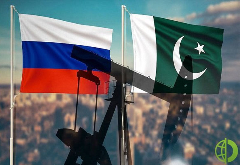 В Пакистан прибыла первая в истории партия нефти из России