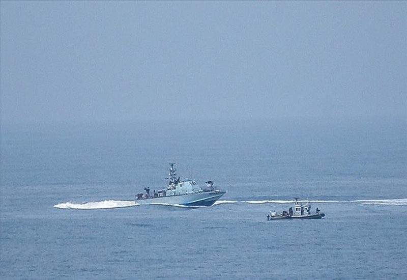Сионистские военные задержали 5 рыбаков у берегов Газы