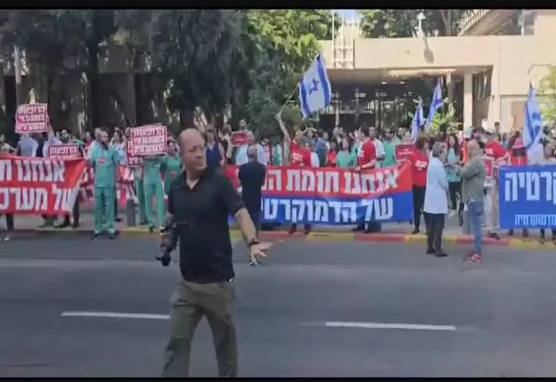 Продолжение протестов на оккупированных территориях с забастовками врачей и медперсонала