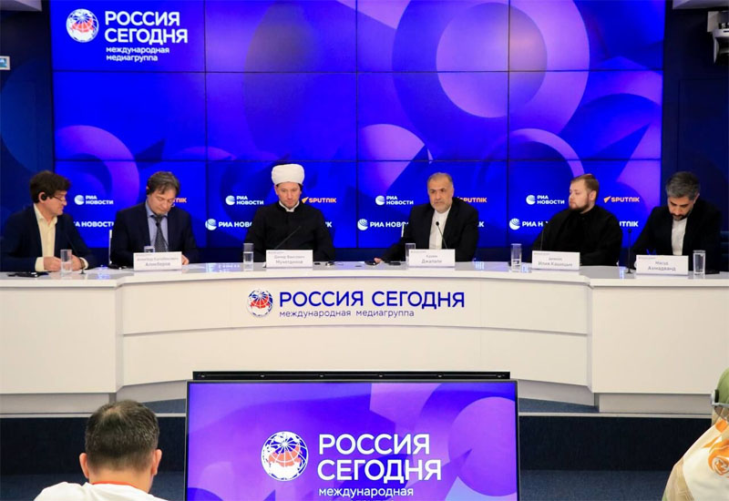 Мусульмане и христиане в России осудили осквернение Корана