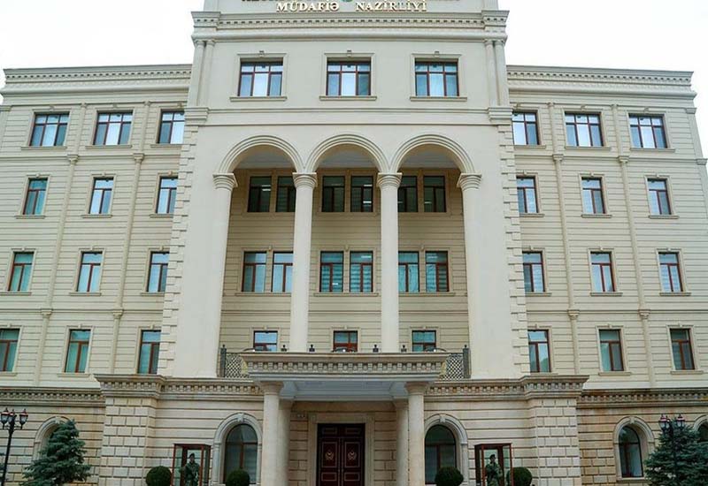 МО Азербайджана опровергло утверждения об обстреле наблюдателей и автомобилей Евросоюза