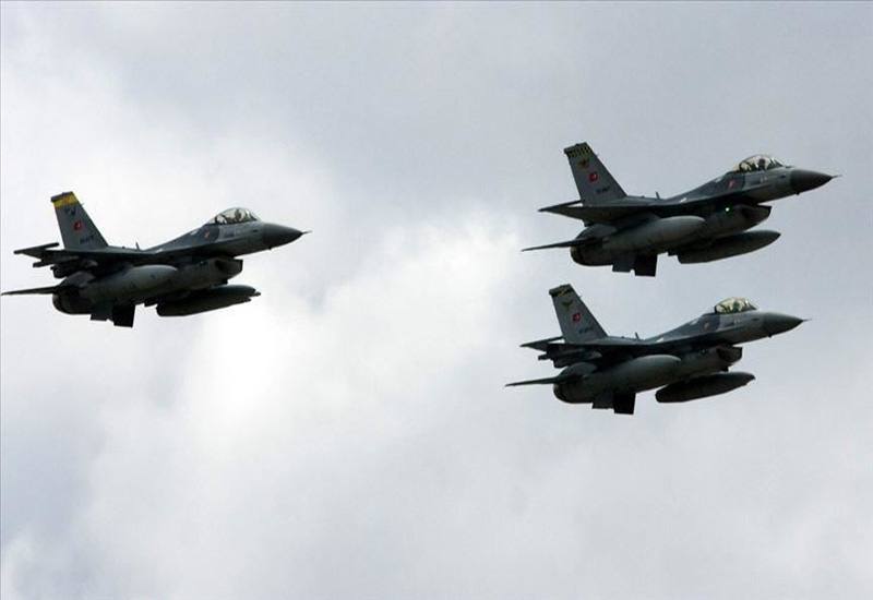 ВВС Турции нанесли удары по объектам PKK на севере Сирии и Ирака