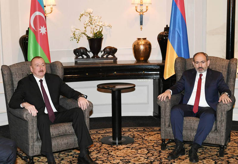 Алиев и Пашинян заявили о приверженности реализации договорённостей