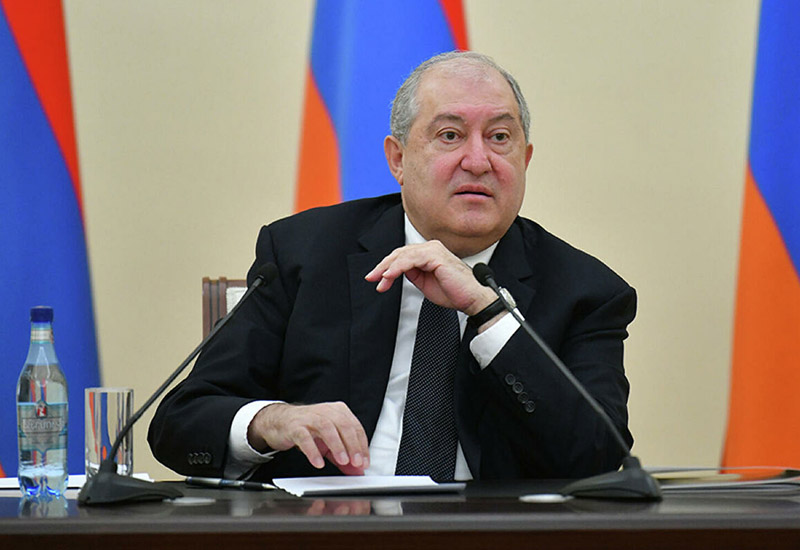 Президент Армении подал в отставку