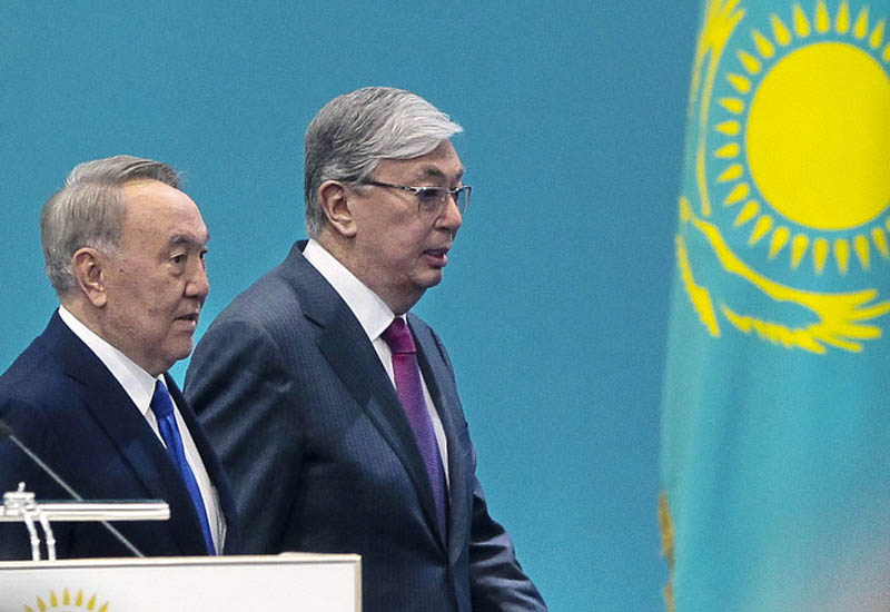 Токаев отменил необходимость согласования политических инициатив с Назарбаевым